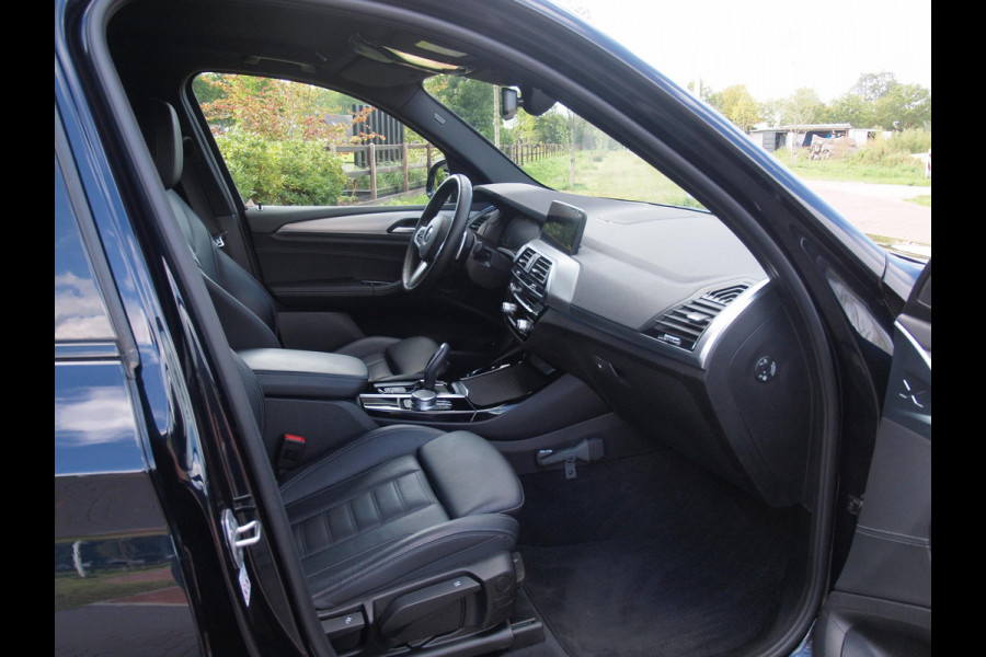 BMW X3 xDrive30e Business Edition Plus | M-Pakket | 360* Camera | Trekhaak | NL-Auto | Plug-in Hybride |