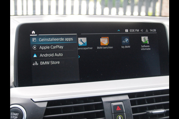 BMW X3 xDrive30e Business Edition Plus | M-Pakket | 360* Camera | Trekhaak | NL-Auto | Plug-in Hybride |
