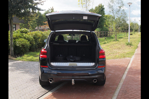 BMW X3 xDrive30e Business Edition Plus | M-Pakket | 360* Camera | Trekhaak | NL-Auto | Plug-in Hybride |