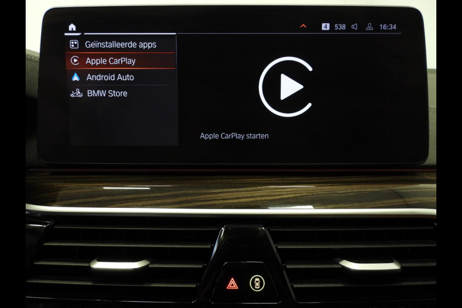 BMW 5 Serie Touring 530e Luxury Line NAVI/LEER/LASER LED/TREKH./18"LMV! BMW 5 Serie Touring 530e Luxury Line NAVI/LEER/LASER LED/TREKH./18"LMV!