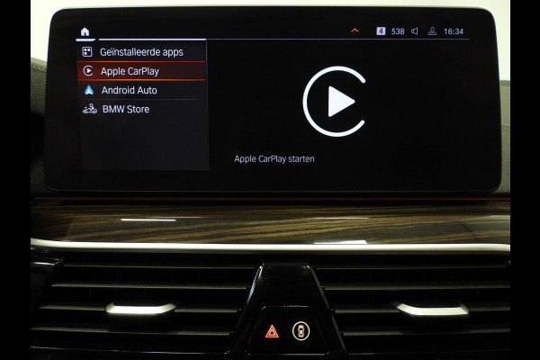 BMW 5 Serie Touring 530e Luxury Line NAVI/LEER/LASER LED/TREKH./18"LMV! BMW 5 Serie Touring 530e Luxury Line NAVI/LEER/LASER LED/TREKH./18"LMV!