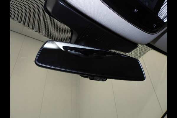 BMW 5 Serie Touring 530e Luxury Line NAVI/LEER/LASER LED/TREKH./18"LMV! BMW 5 Serie Touring 530e Luxury Line NAVI/LEER/LASER LED/TREKH./18"LMV!