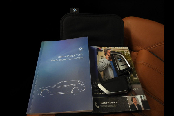 BMW 5 Serie Touring 530e Luxury Line NAVI/LEER/LASER LED/TREKH./18"LMV! BMW 5 Serie Touring 530e Luxury Line NAVI/LEER/LASER LED/TREKH./18"LMV!