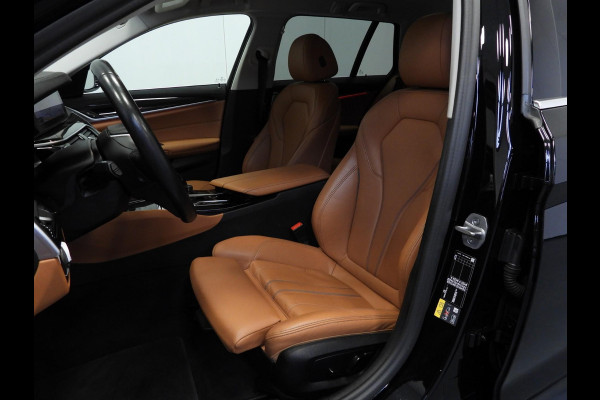 BMW 5 Serie Touring 530e Luxury Line NAVI/LEER/LASER LED/TREKH./18"LMV! BMW 5 Serie Touring 530e Luxury Line NAVI/LEER/LASER LED/TREKH./18"LMV!