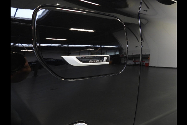 BMW 5 Serie Touring 530e Luxury Line NAVI/LEER/LASER LED/TREKH./18"LMV! BMW 5 Serie Touring 530e Luxury Line NAVI/LEER/LASER LED/TREKH./18"LMV!