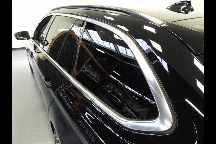 BMW 5 Serie Touring 530e Luxury Line NAVI/LEER/LASER LED/TREKH./18"LMV! BMW 5 Serie Touring 530e Luxury Line NAVI/LEER/LASER LED/TREKH./18"LMV!