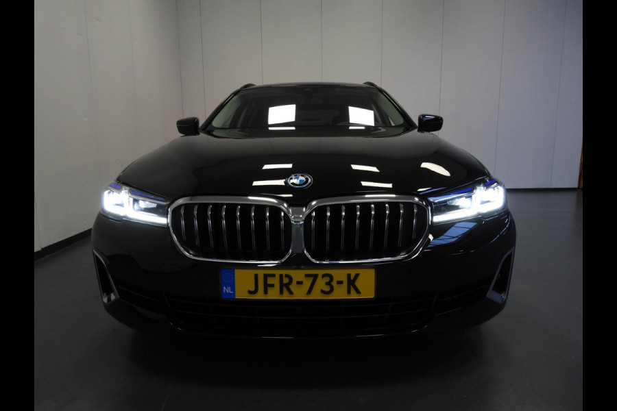 BMW 5 Serie Touring 530e Luxury Line NAVI/LEER/LASER LED/TREKH./18"LMV! BMW 5 Serie Touring 530e Luxury Line NAVI/LEER/LASER LED/TREKH./18"LMV!