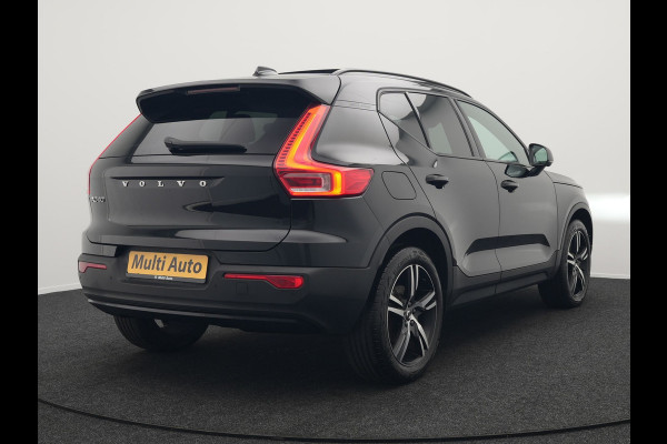 Volvo XC40 T4 Recharge R-Design Plug In Hybrid 211pk Dealer O.H PHEV | Panodak | 360 Camera | Harman Kardon Sound | Adaptive Cruise | Alcantara Sportstoelen Verwarmd | Apple Carplay | Keyless | Blis | Stuur Verwarmd | Navigatie | Virtual | DAB |