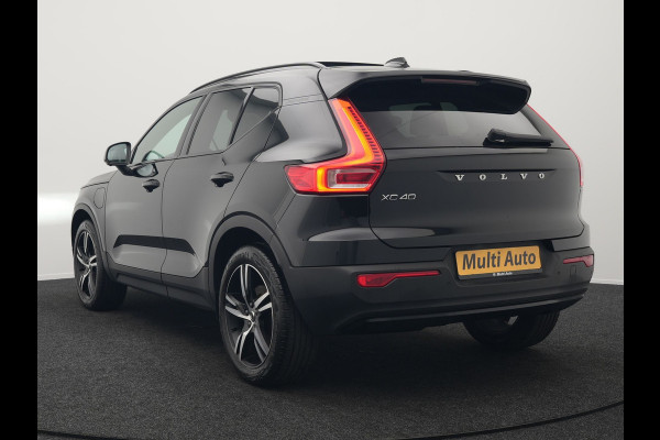 Volvo XC40 T4 Recharge R-Design Plug In Hybrid 211pk Dealer O.H PHEV | Panodak | 360 Camera | Harman Kardon Sound | Adaptive Cruise | Alcantara Sportstoelen Verwarmd | Apple Carplay | Keyless | Blis | Stuur Verwarmd | Navigatie | Virtual | DAB |