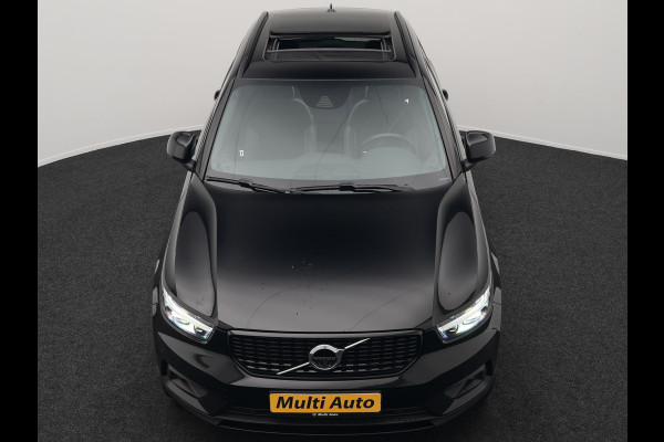 Volvo XC40 T4 Recharge R-Design Plug In Hybrid 211pk Dealer O.H PHEV | Panodak | 360 Camera | Harman Kardon Sound | Adaptive Cruise | Alcantara Sportstoelen Verwarmd | Apple Carplay | Keyless | Blis | Stuur Verwarmd | Navigatie | Virtual | DAB |