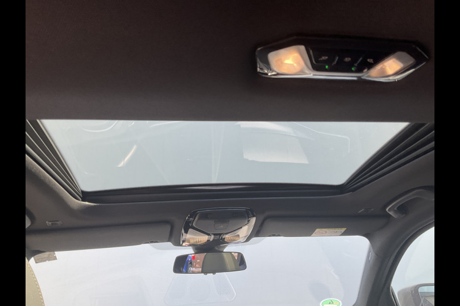 BMW 3-serie 330e xDrive Nieuwstaat Open dak Harman/kordon Elec. t-haak Sportstoelen Headup BMW 3-serie 330e xDrive Nieuwstaat Open dak Harman/kordon Elec. t-haak Sportstoelen Headup