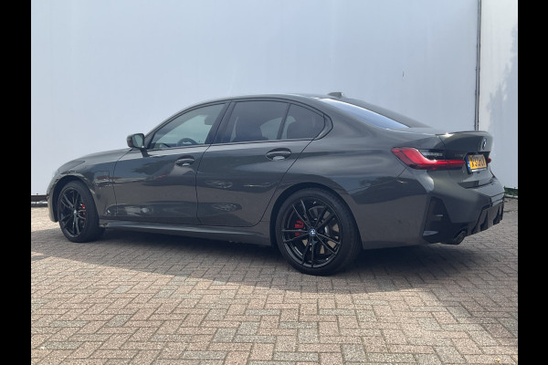 BMW 3-serie 330e xDrive Nieuwstaat Open dak Harman/kordon Elec. t-haak Sportstoelen Headup BMW 3-serie 330e xDrive Nieuwstaat Open dak Harman/kordon Elec. t-haak Sportstoelen Headup