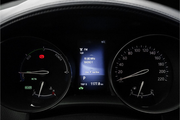 Toyota C-HR 1.8 Hybrid Bi-Tone Leder Camera Navi 1e Eig Dealeronderhouden