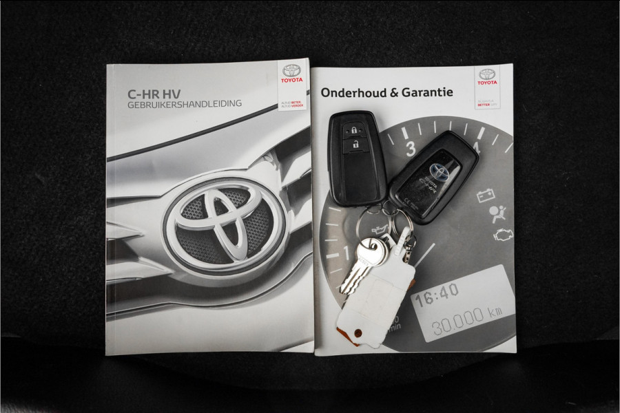 Toyota C-HR 1.8 Hybrid Bi-Tone Leder Camera Navi 1e Eig Dealeronderhouden