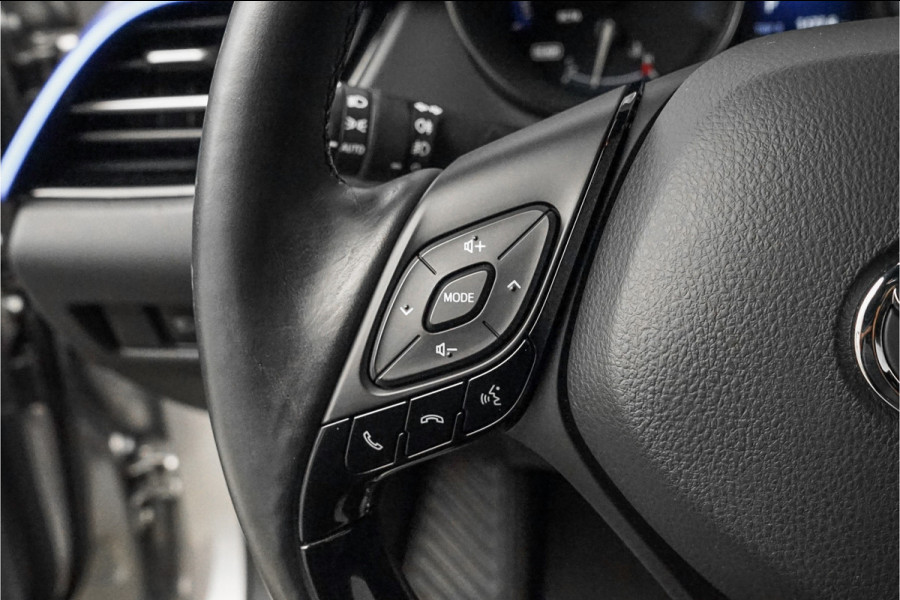Toyota C-HR 1.8 Hybrid Bi-Tone Leder Camera Navi 1e Eig Dealeronderhouden