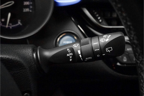 Toyota C-HR 1.8 Hybrid Bi-Tone Leder Camera Navi 1e Eig Dealeronderhouden