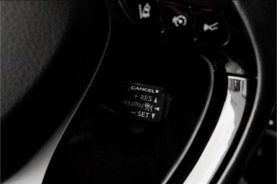 Toyota C-HR 1.8 Hybrid Bi-Tone Leder Camera Navi 1e Eig Dealeronderhouden