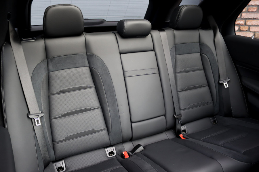 Mercedes-Benz GLE AMG 53 Hybrid Premium 4MATIC+ | Luchtvering | Distronic | Memory | Massage | Trekhaak | Stoelventilatie | Verwarmd Stuurwiel | HUD | Burmester | Keyless Go |