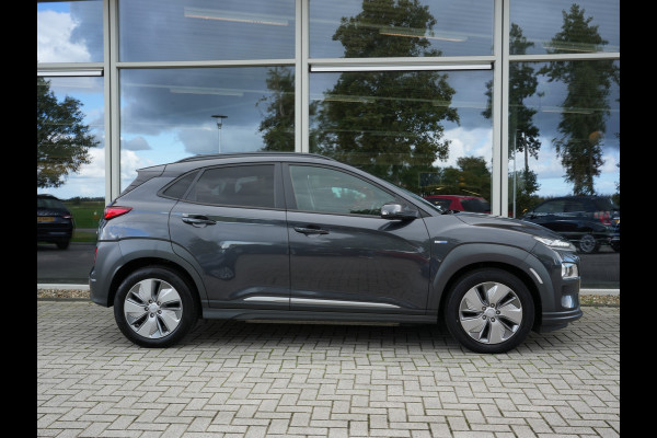 Hyundai Kona EV Fashion 64 kWh 3 Fase | SoH 100% | Navigatie | Climate Control | Adaptive Cruise