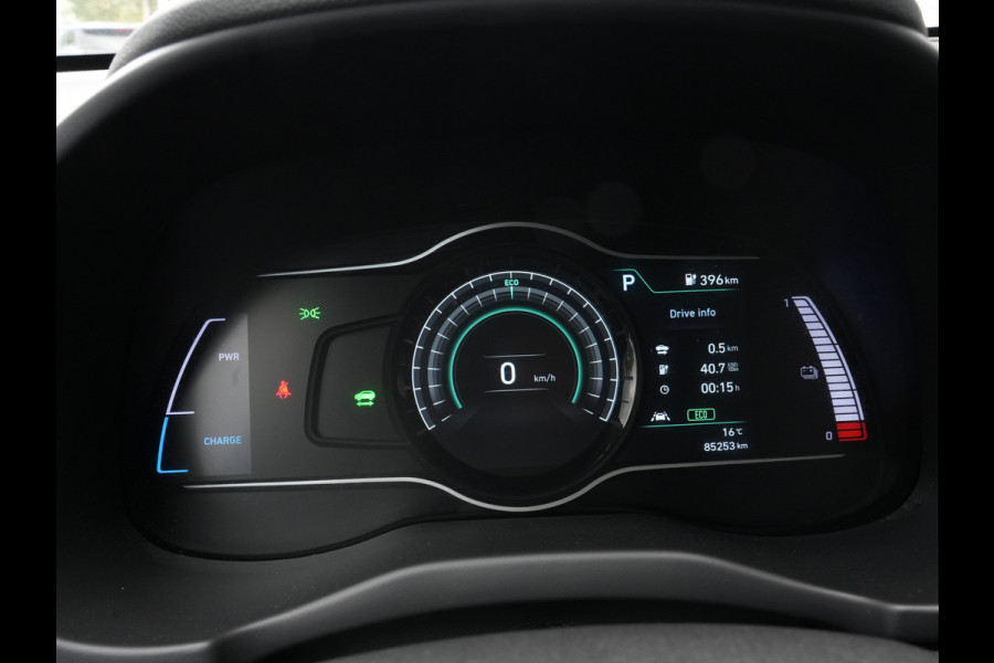Hyundai Kona EV Fashion 64 kWh 3 Fase | SoH 100% | Navigatie | Climate Control | Adaptive Cruise