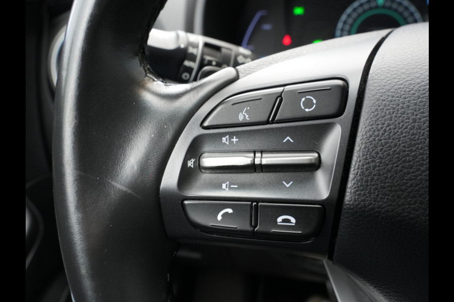 Hyundai Kona EV Fashion 64 kWh 3 Fase | SoH 100% | Navigatie | Climate Control | Adaptive Cruise