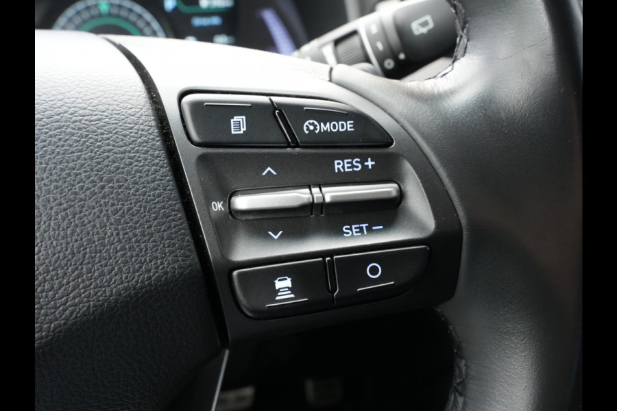 Hyundai Kona EV Fashion 64 kWh 3 Fase | SoH 100% | Navigatie | Climate Control | Adaptive Cruise