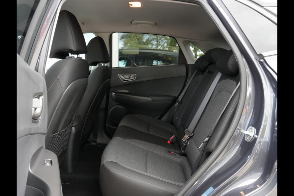 Hyundai Kona EV Fashion 64 kWh 3 Fase | SoH 100% | Navigatie | Climate Control | Adaptive Cruise