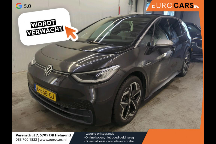Volkswagen ID.3 First Plus 58 kWh Navigatie Apple Carplay/Android Auto Camera Parkeersensoren Adaptive Cruise Control Full LED Matrix Stoel- en stuurverwarming Lichtmetalen velgen Climate Control