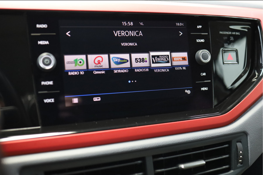 Volkswagen Polo 1.0 MPI Beats | Beats Interieur | Beats Audio | sportive striping | CarPlay | stof- Leer bekleding | Unieke Beats uitvoering |