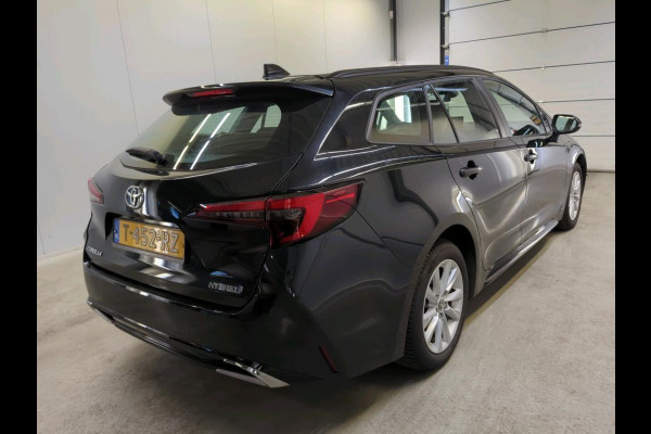 Toyota Corolla Touring Sports 1.8 Hybrid 90kW Auto. Active Navigatie Apple Carplay/Android Auto Camera Parkeersensoren Adaptive Cruise Control Full Led Climate Control Lichtmetalen velgen