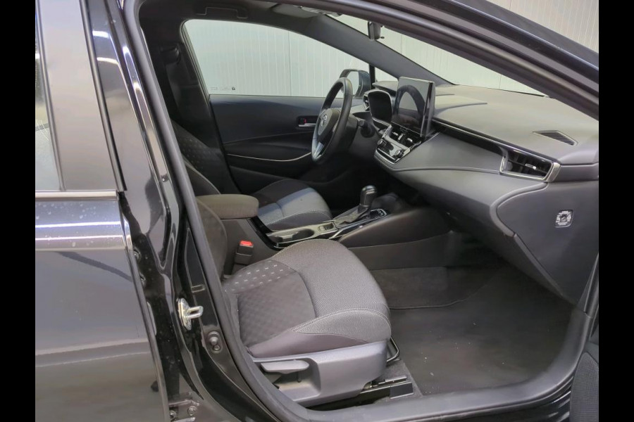 Toyota Corolla Touring Sports 1.8 Hybrid 90kW Auto. Active Navigatie Apple Carplay/Android Auto Camera Parkeersensoren Adaptive Cruise Control Full Led Climate Control Lichtmetalen velgen