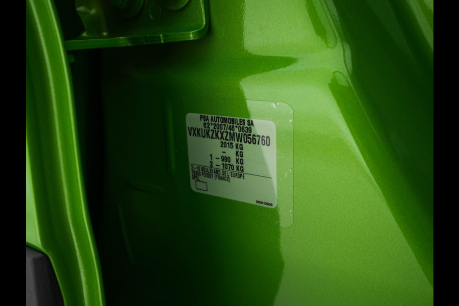 Opel Mokka-e Elegance 50-kWh 11kw Blue Ultimate [ 3-Fase ] {SOH-91%} (INCL-BTW) *FULL-LED | MICROFIBRE | HEATED-SEATS | DAB+ | KEYLESS | DIGI-COCKPIT | CARPLAY | AMBIENT-LIGHT | CAMERA | LANE-ASSIST | SPORT-SEATS | 17"ALU*