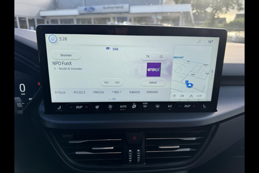 Ford Kuga 2.5 FHEV ST-Line X | SCI | 190pk | Driver Assistance Pack | Winterpack | Panoramadak | Technology Pack | Geen Stekker nodig | All Season banden