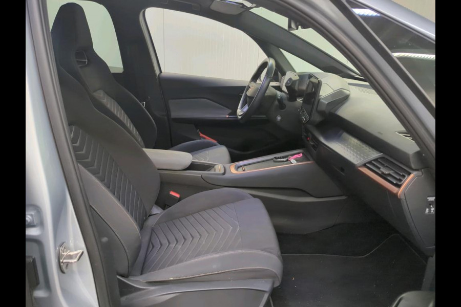 CUPRA Born Business 62 kWh Navigatie Apple Carplay/ Android Auto Camera Parkeersensoren Adaptive Cruise Control Stoel- en stuurverwarming Full Led Climate Control Lichtmetalen velgen