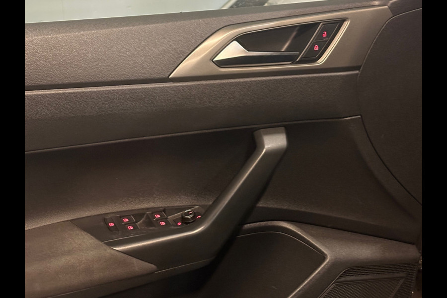 Volkswagen Polo 1.0 TSI Beats PDC/ CLIMA /NAVI