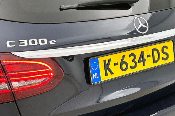 Mercedes-Benz C-Klasse Estate 300 e Business Solution AMG Limited(NL-auto, Dealer OndH, Panorama, Camera, StoelV, Parkeerhulp,Etc)
