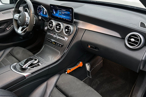Mercedes-Benz C-Klasse Estate 300 e Business Solution AMG Limited(NL-auto, Dealer OndH, Panorama, Camera, StoelV, Parkeerhulp,Etc)