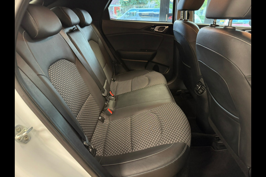 Kia Xceed 1.6 GDi PHEV DynamicPlusLine AUT. LANE ASSIST CRUISE CONTROL CAMERA STUURVERWARMING STOELVERWARMING
