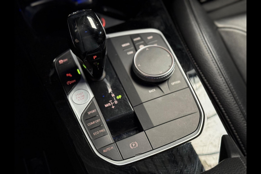 BMW 1-serie 120d xDrive M Sport | Pano | keyless | Memory | HUD | H&K | Stoel-/stuurverwarming