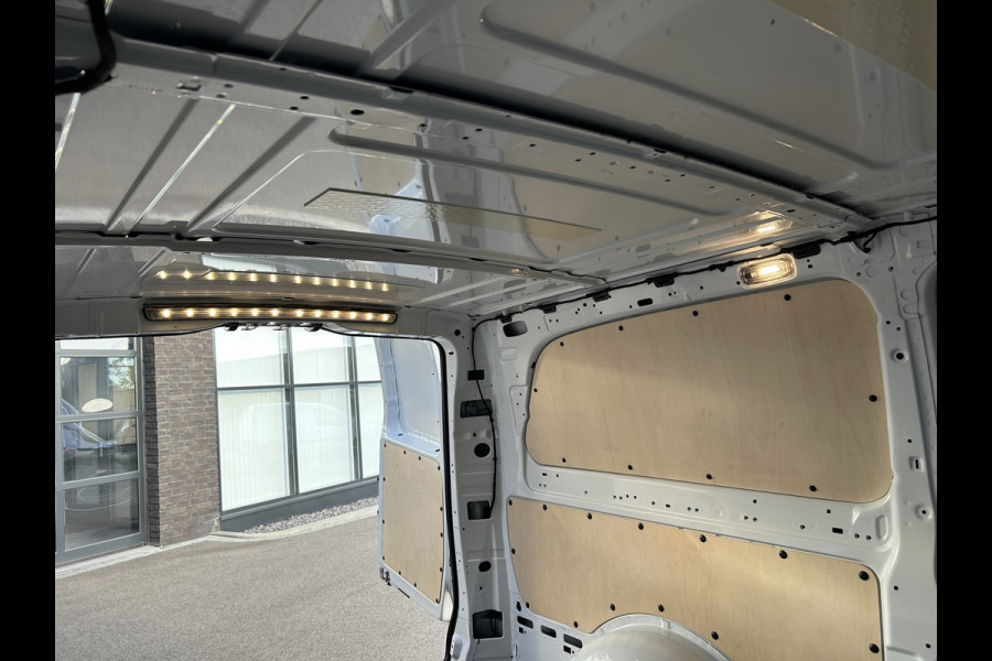 Mercedes-Benz Vito 116 CDI XL Facelift / MBUX / Navigatie / Camera / Cruise control / Airco / 270 Graden achterdeuren