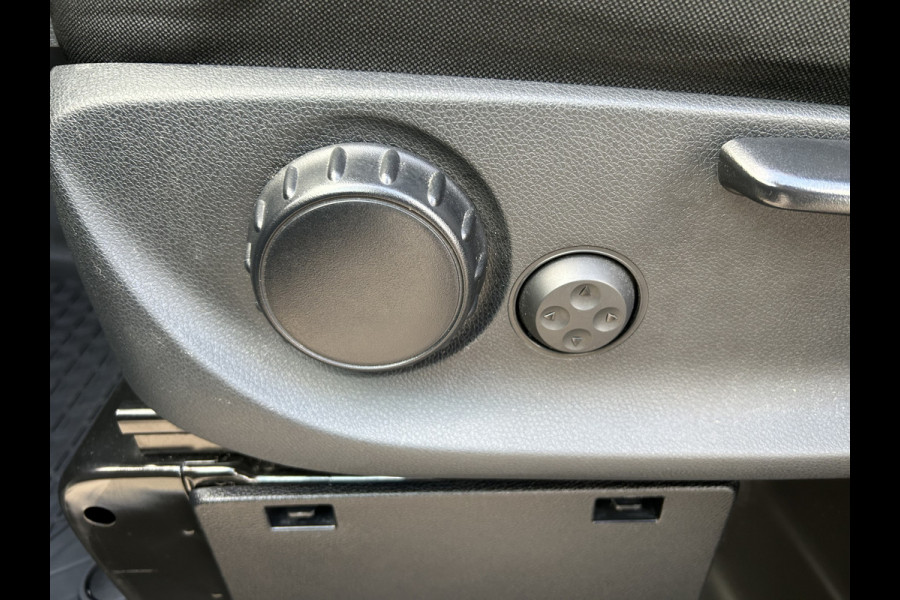 Mercedes-Benz Vito 116 CDI XL Facelift / MBUX / Navigatie / Camera / Cruise control / Airco / 270 Graden achterdeuren