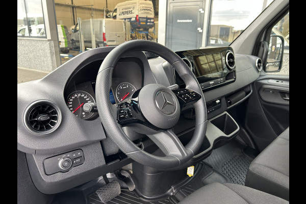 Mercedes-Benz Sprinter 317 CDI L2 H2 PRO Facelift / LED / MBUX / Navigatie / Camera / Parkeersensoren / Cruise control / Airco / 270 Graden achterdeure