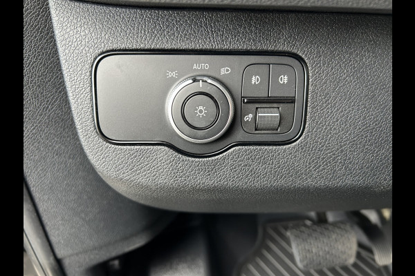 Mercedes-Benz Sprinter 317 CDI L2 H2 PRO Facelift / LED / MBUX / Navigatie / Camera / Parkeersensoren / Cruise control / Airco / 270 Graden achterdeure