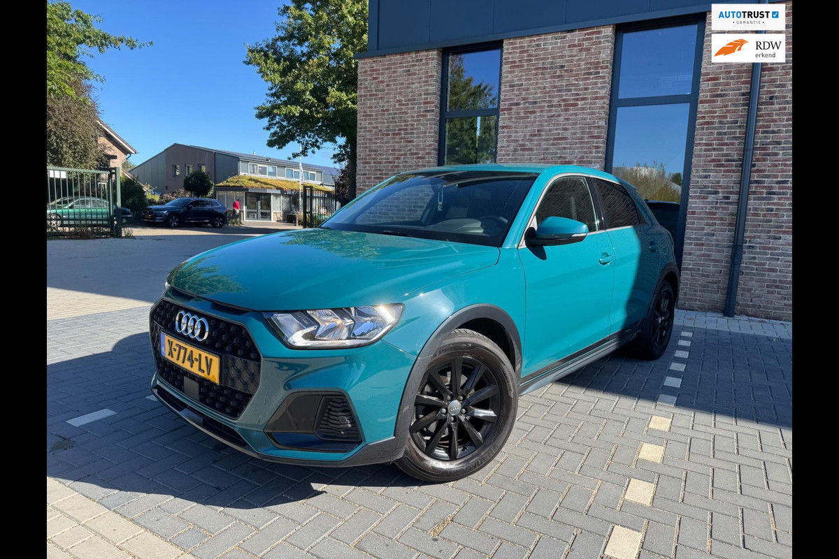 Audi A1 citycarver 30 TFSI epic | Automaat | CarPlay | Camera | Sterrenhemel