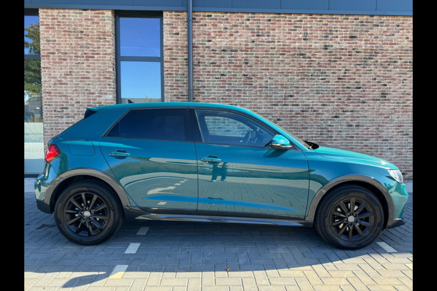 Audi A1 citycarver 30 TFSI epic | Automaat | CarPlay | Camera | Sterrenhemel