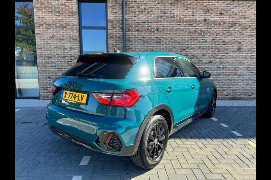 Audi A1 citycarver 30 TFSI epic | Automaat | CarPlay | Camera | Sterrenhemel