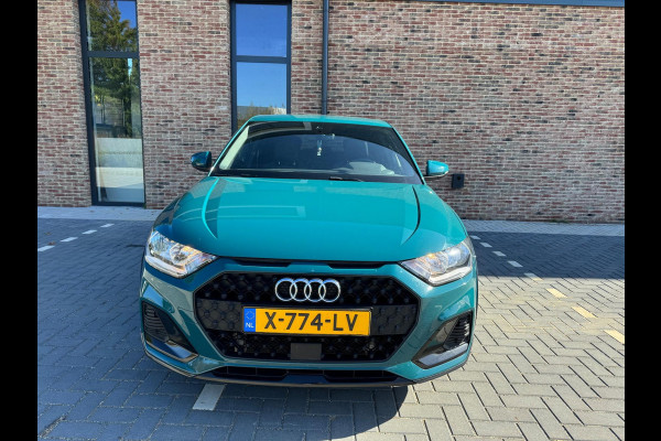 Audi A1 citycarver 30 TFSI epic | Automaat | CarPlay | Camera | Sterrenhemel