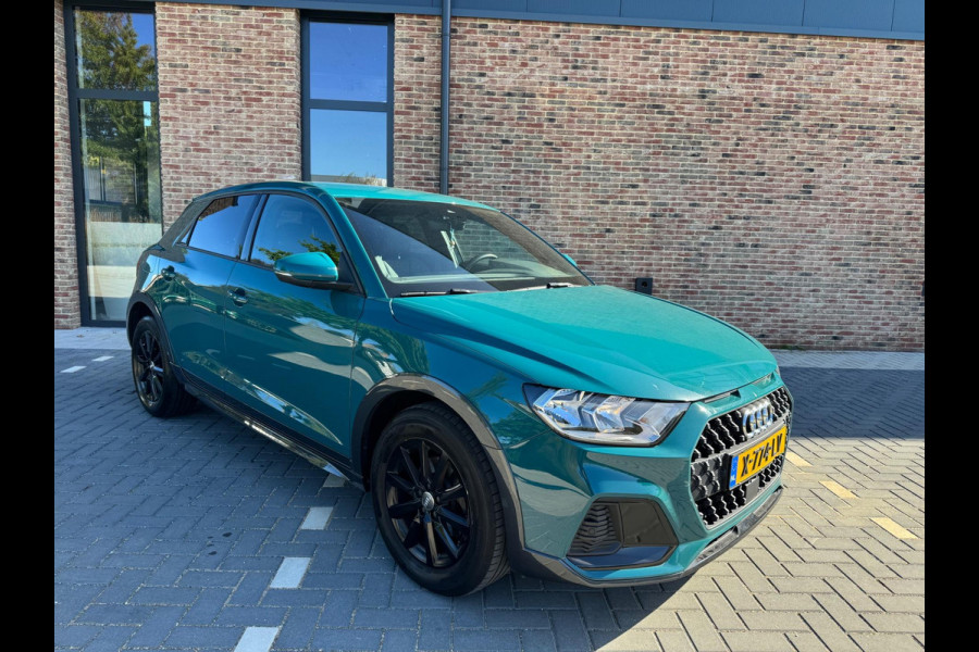 Audi A1 citycarver 30 TFSI epic | Automaat | CarPlay | Camera | Sterrenhemel