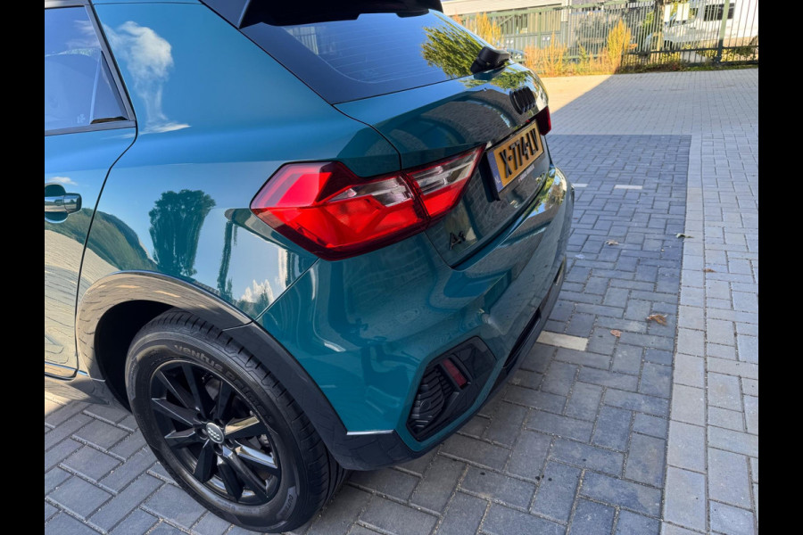 Audi A1 citycarver 30 TFSI epic | Automaat | CarPlay | Camera | Sterrenhemel