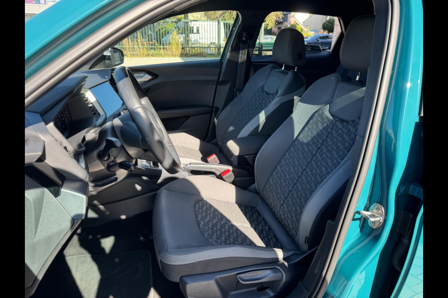 Audi A1 citycarver 30 TFSI epic | Automaat | CarPlay | Camera | Sterrenhemel